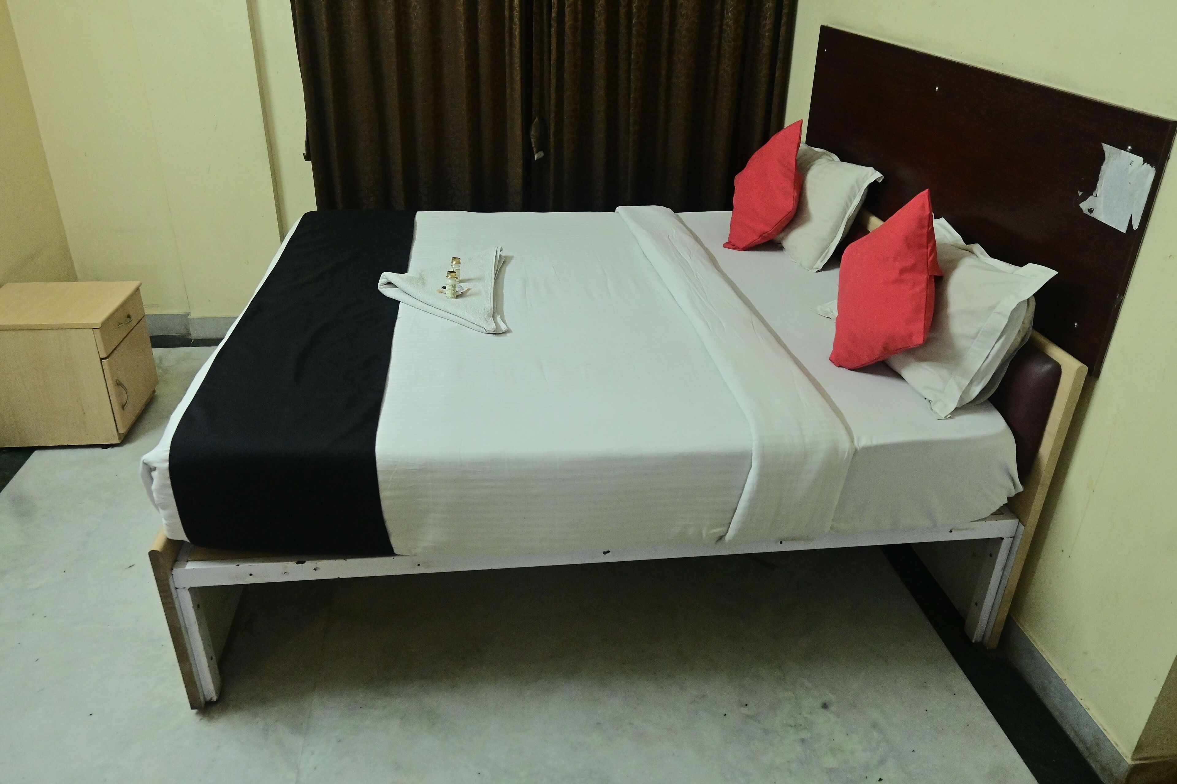 家庭三人房 | 熨斗/熨衫板、免費 Wi-Fi