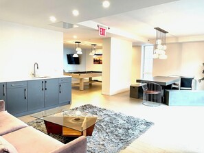 Unclassified image, 5 of 14, button - 1 Bed Nr Grand Central, 30days+W/D+FullKitchen in unit with Free Gym and Lounge! (New York)