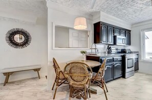 Interior - 338A Tarpon Ave ~ Duplex, 2 Blocks from Beach (Fernandina Beach)