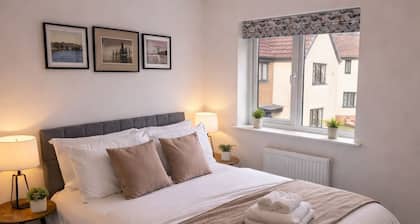 Contractor's Hub-4BR|2BA|Free Parking