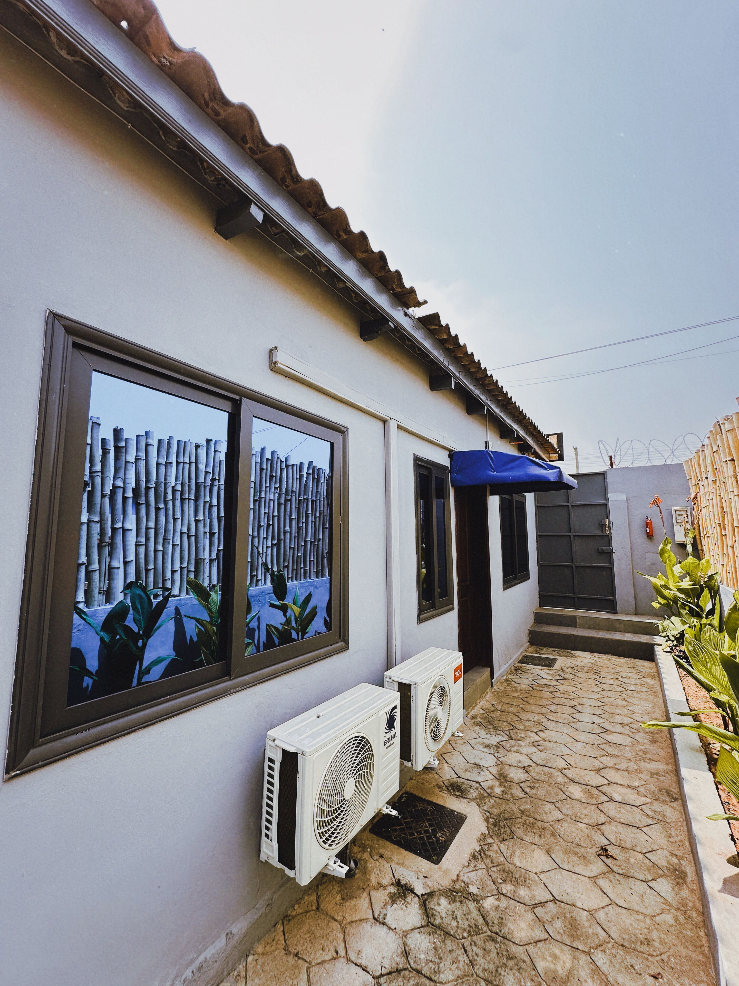 Basic Studio | Property grounds