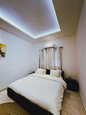 Villa, 2 Bedrooms, Air conditioning | Iron/ironing board, free WiFi - MAYORA Villas & Suites (Lomé)