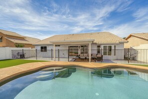 House (3 Bedrooms) | Interior - < 1 Mi to Talking Stick Amp! Family Escape w/ Pool (Phoenix)