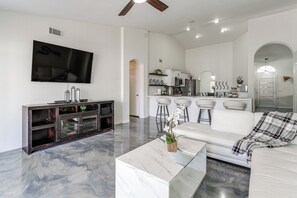 House (3 Bedrooms) | Interior - < 1 Mi to Talking Stick Amp! Family Escape w/ Pool (Phoenix)