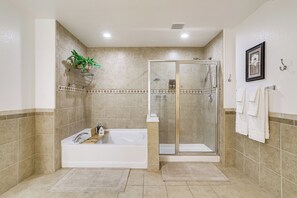 House (5 Bedrooms) | Interior - 9 Mi to Dia: Group Getaway w/ Easy Denver Access (Commerce City)