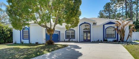 House (3 Bedrooms) | Front of property