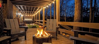 Hot Tub, Game Room & Projector: Blue Ridge Cabin!