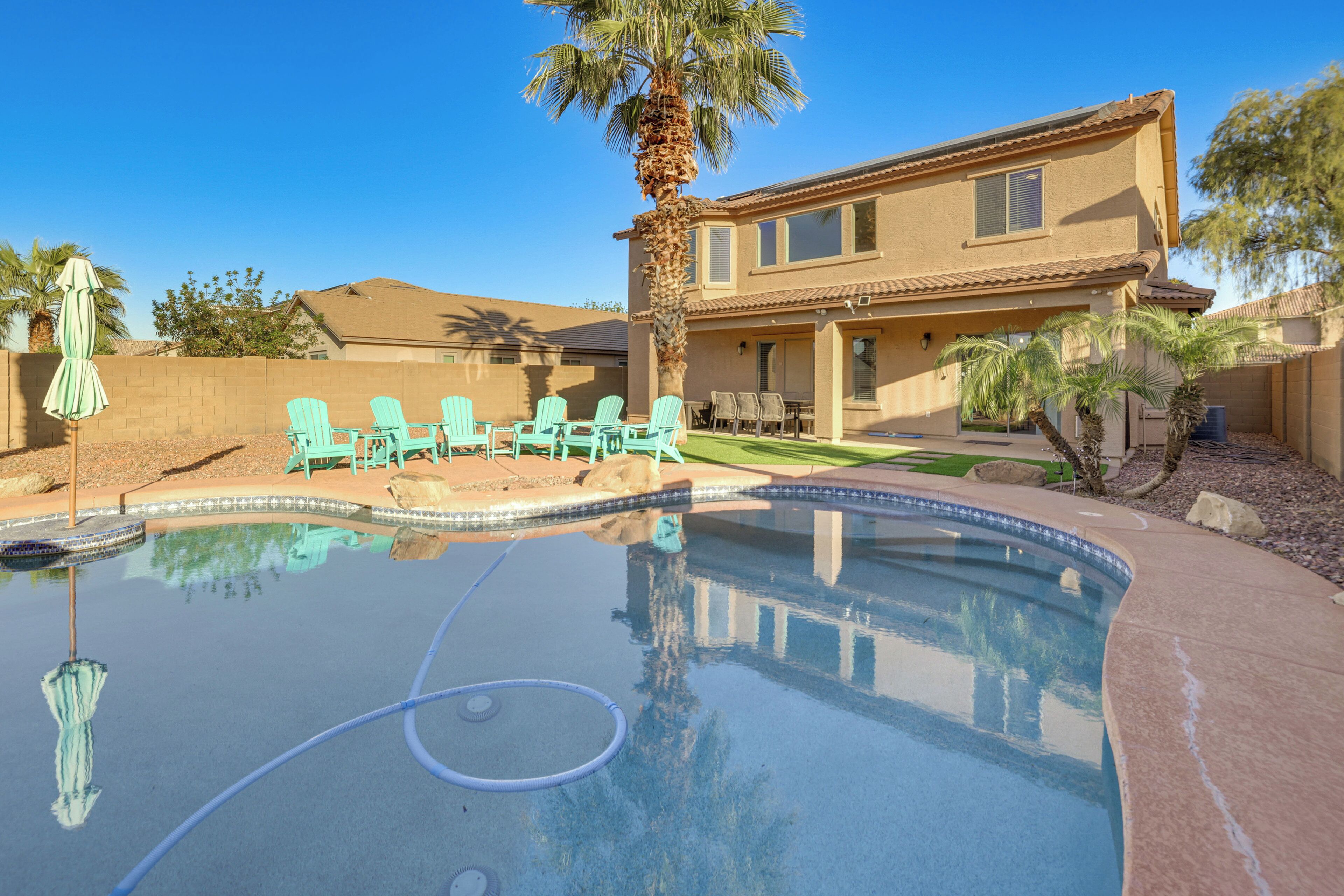 Vista frontal de la propiedad