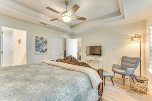 House (4 Bedrooms) | Interior - < 2 Mi to Navarre Beach: Group Home w/ Deck + Bar (Navarre)