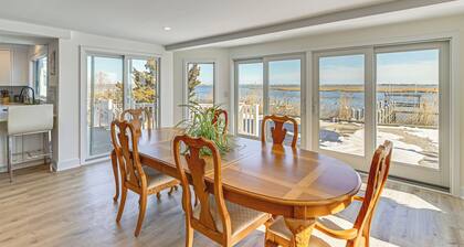 Private Pool, Dock & Beach: Stafford Township Gem