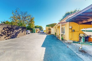 Interior - Morgan Hill Couple's Gem: 'villa in the Vineyards' (Morgan Hill)