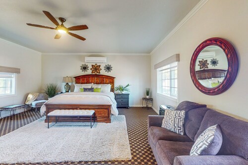 Morgan Hill Couple's Gem: 'villa in the Vineyards'