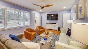 House (3 Bedrooms) | Front of property