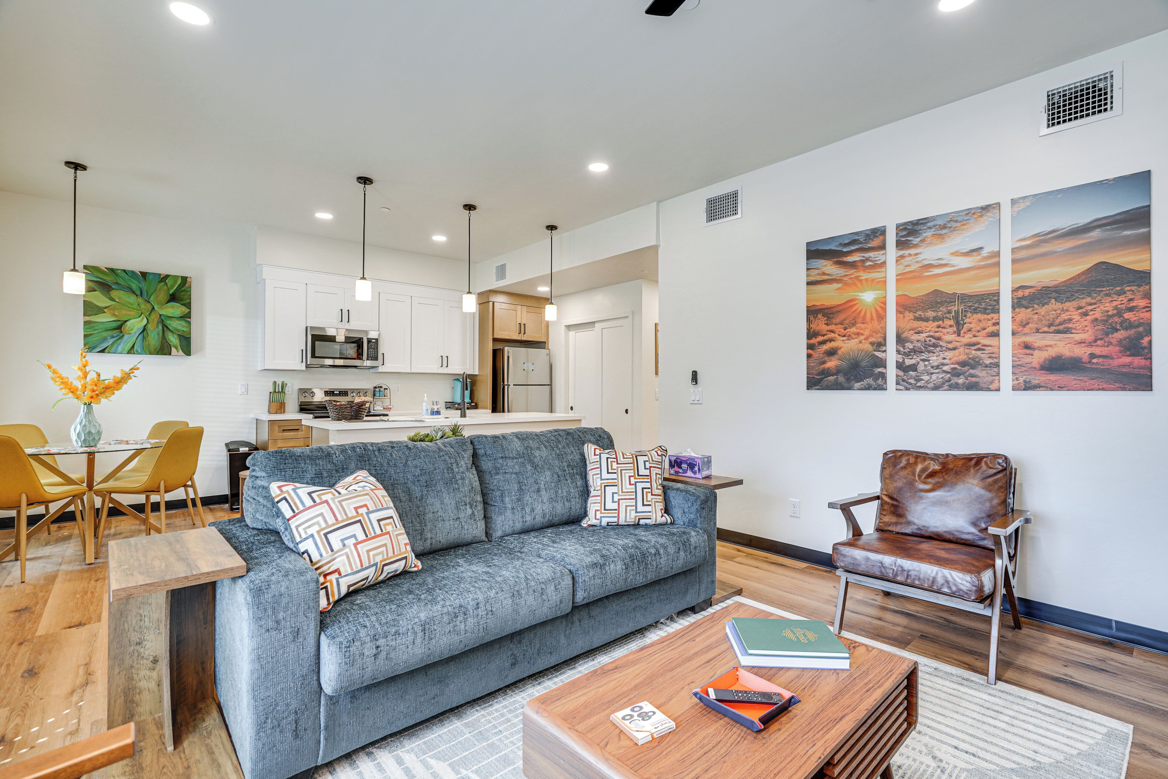 Apartment (2 Bedrooms) | Front of property