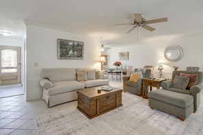 Interior - Near Trails & Dtwn Springdale! Dog-friendly Home (Springdale)