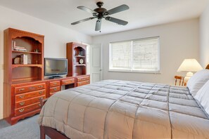 Interior - Near Trails & Dtwn Springdale! Dog-friendly Home (Springdale)