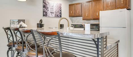 Apartment (0 Bedroom) | Interior