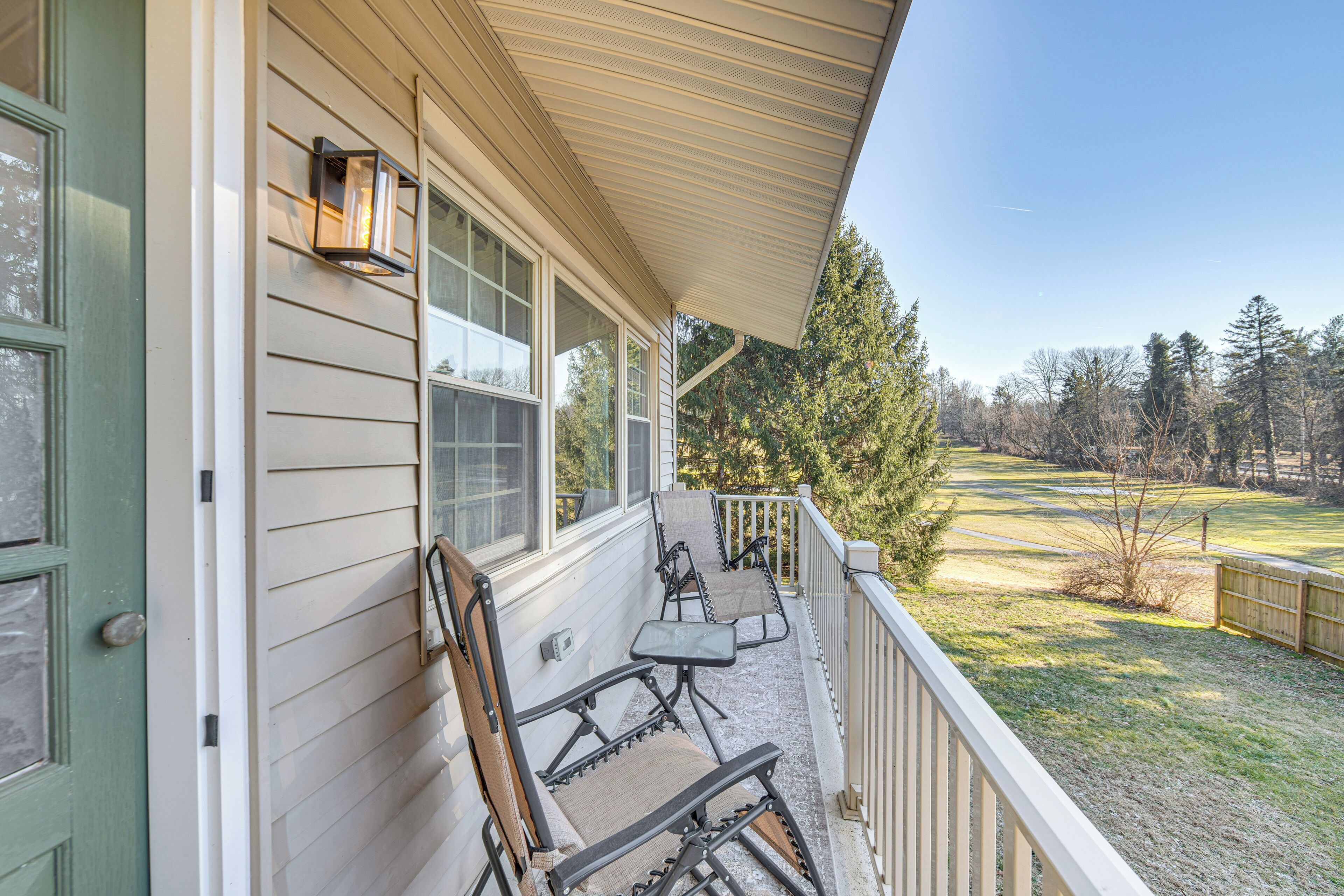 House (3 Bedrooms) | Front of property