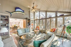 Talo (4 Bedrooms) | Sisätilat