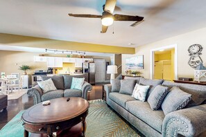 Interior - Private Pool & Hot Tub at Luxe Ringgold Retreat (Ringgold)