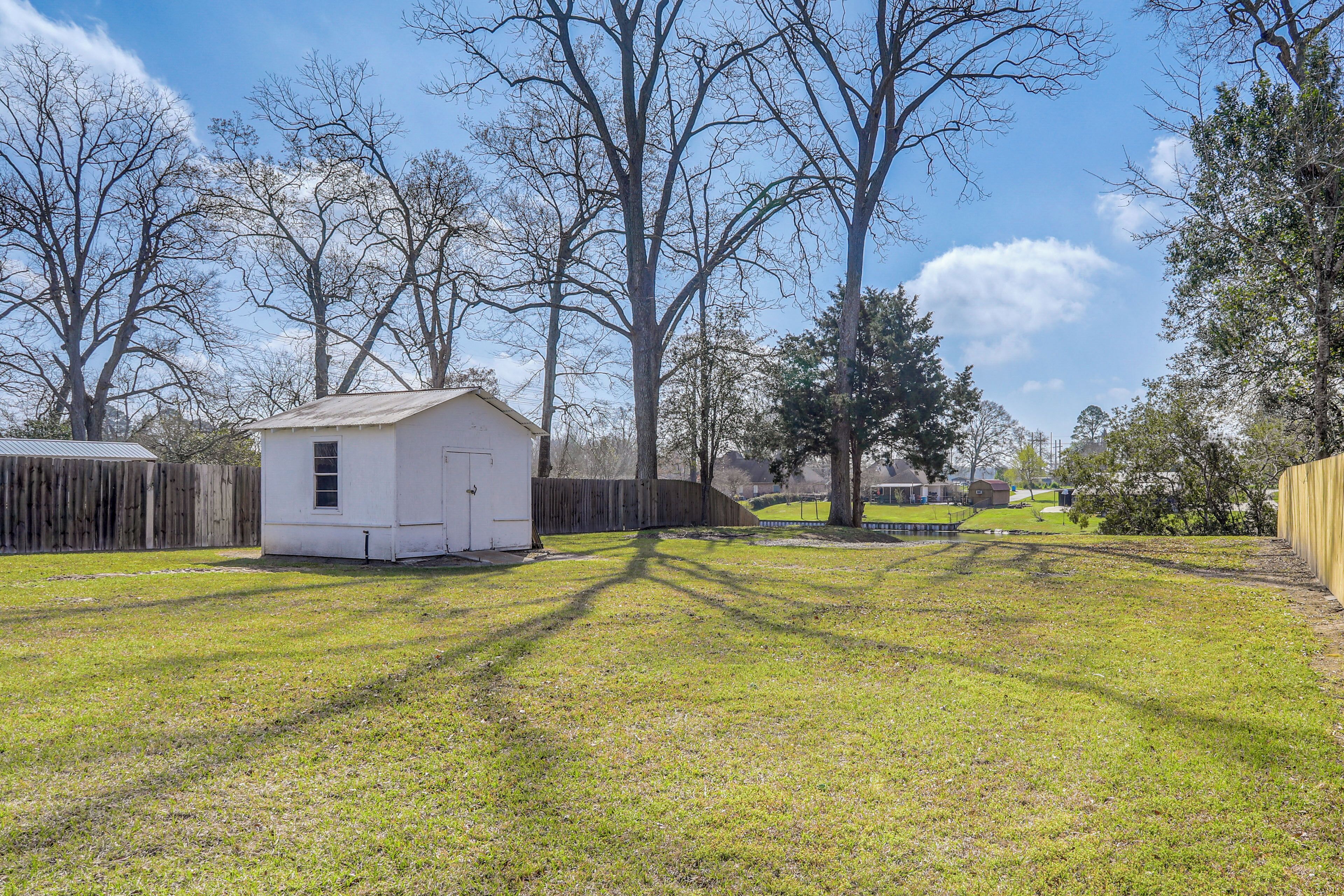 المنشأة من الداخل