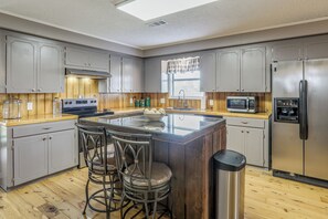 Interior - Waterfront Home on False River w/ Shared Pier (Ventress)