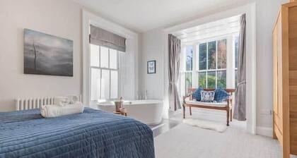 Peregrine Apartment Bowness