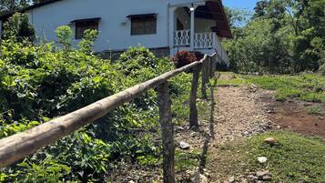 House, 2 Bedrooms | Property grounds