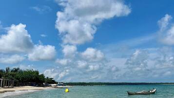 House, 2 Bedrooms | Beach