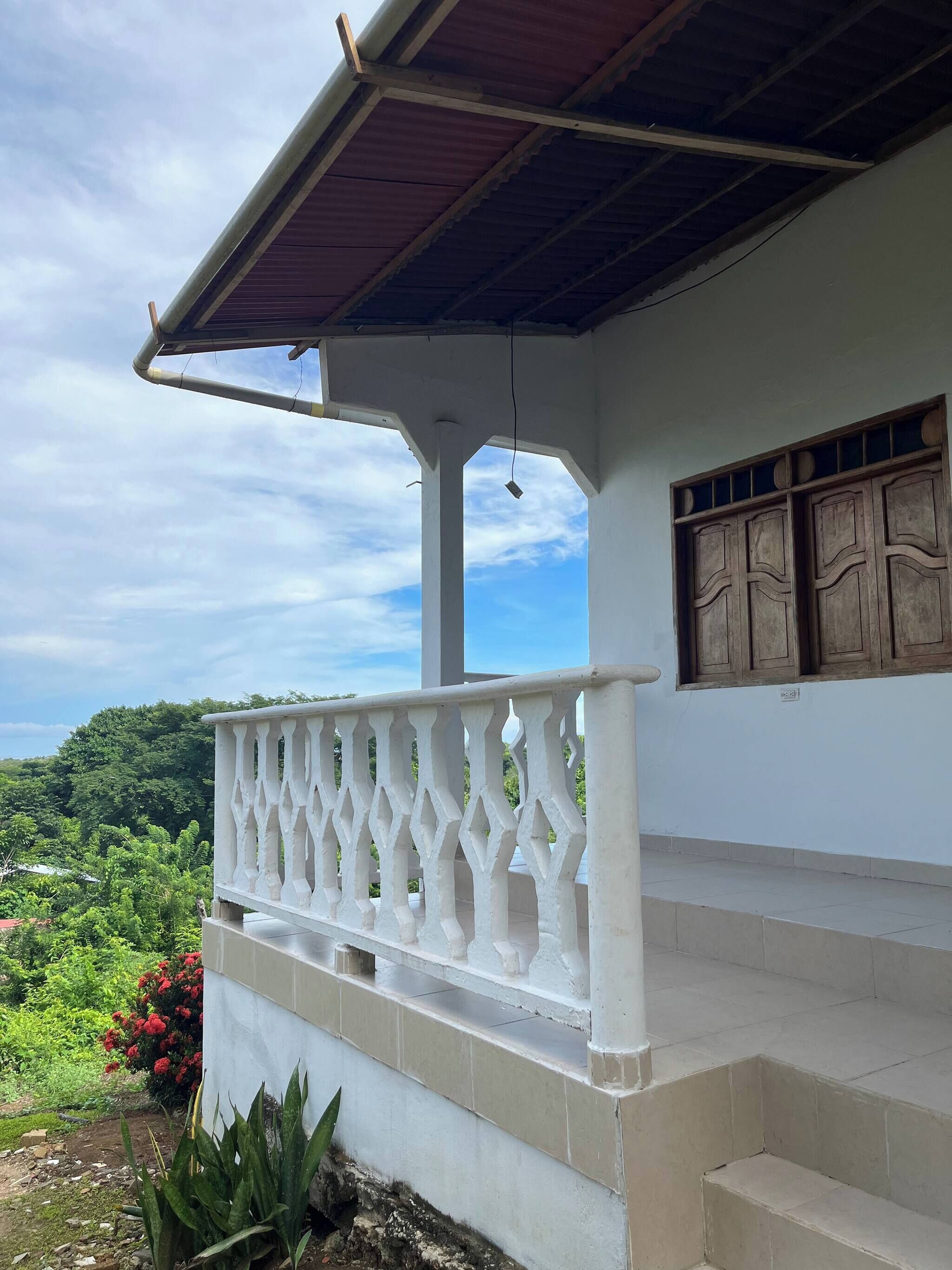 House, 2 Bedrooms | Balcony