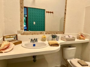 House, 2 Bedrooms | Bathroom - Casa Cómoda y Amoblada a 1 5 km del mar (San Onofre)