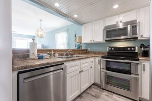 Fridge, microwave, oven, stovetop - CN1A- Wow, Just Wow! Amazing View From Private Balcony! Kayaks Provided! (Gulf Shores)
