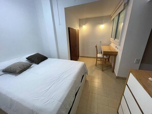 Apartment, 1 Bedroom, Smoking, City View | 2 bilik tidur 