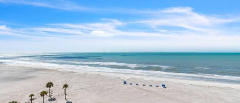 LÀgenhet - flera sÀngar (Sea Breeze 704) | Strand