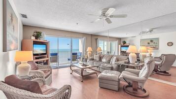Condo, Multiple Beds (Sea Breeze 704) | Living area