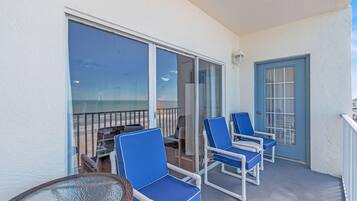 Condo, Multiple Beds (Sea Breeze 704) | Property grounds