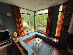 Nicht klassifiziertes Bild, 2 von 8, Schaltfläche