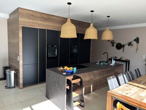 Dining - Vacation home for 10 people in Pic Saint Loup (Saint-Mathieu-de-Tréviers)