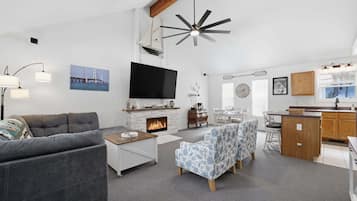 Casa, 2 habitaciones | Área de sala de estar