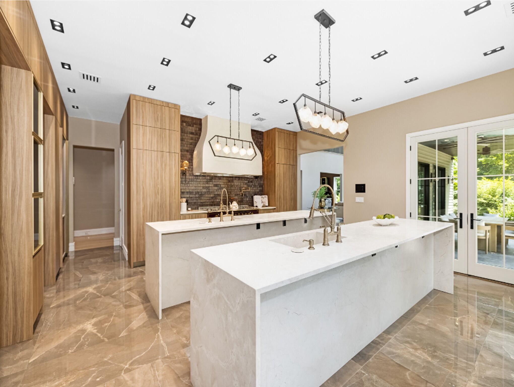 Villa, 6 Bedrooms | Private kitchen