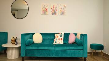 House, 3 Bedrooms | Living area