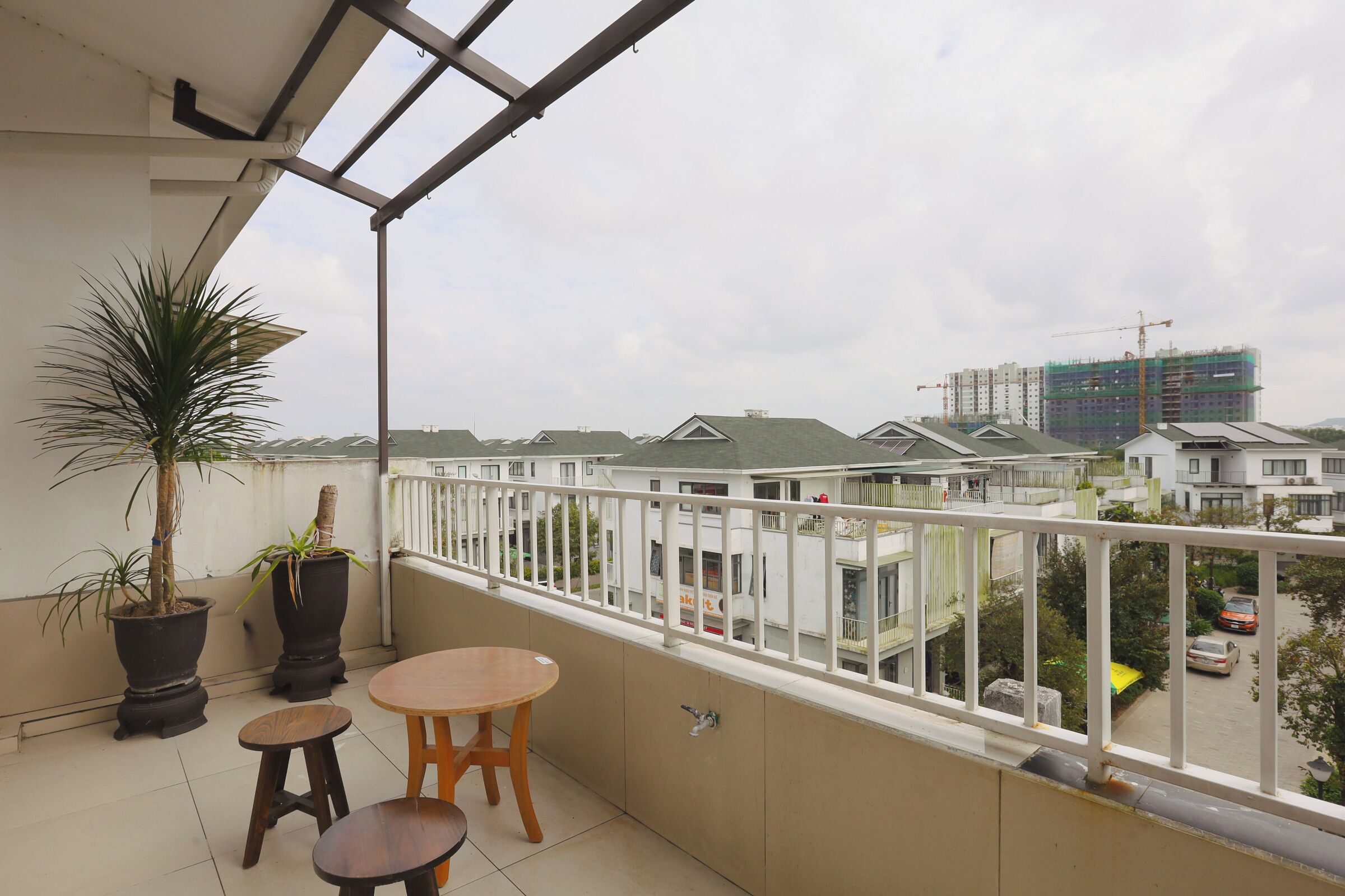 Deluxe Room, Balcony, City View | Property grounds