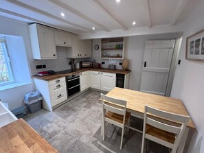 Private kitchen - River cottage on the edge of Dartmoor (Buckfastleigh)