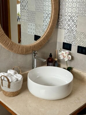 Bathroom - Poniente 201 – Tropical Garden Apartment with Pools near Dominicus Beach (Dominicus)