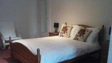 Iron/ironing board, free WiFi