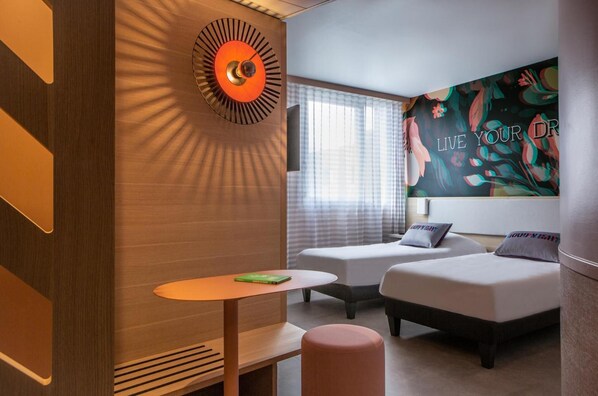 Room - Campanile Bordeaux Centre Gare Saint Jean Hotel (Bordeaux)