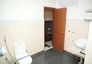 Bathroom - Hotel Orcella (Tirupati)