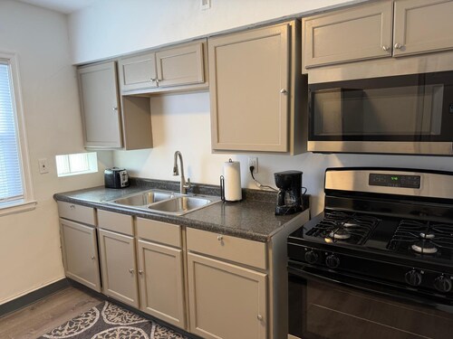 Home Near Toll Road/BP/Hospitals 2 Bedroom