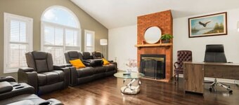 Maple Nest Pickering for your stay