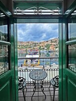 Apartamento Deluxe, vistas al mar | Jardines del alojamiento